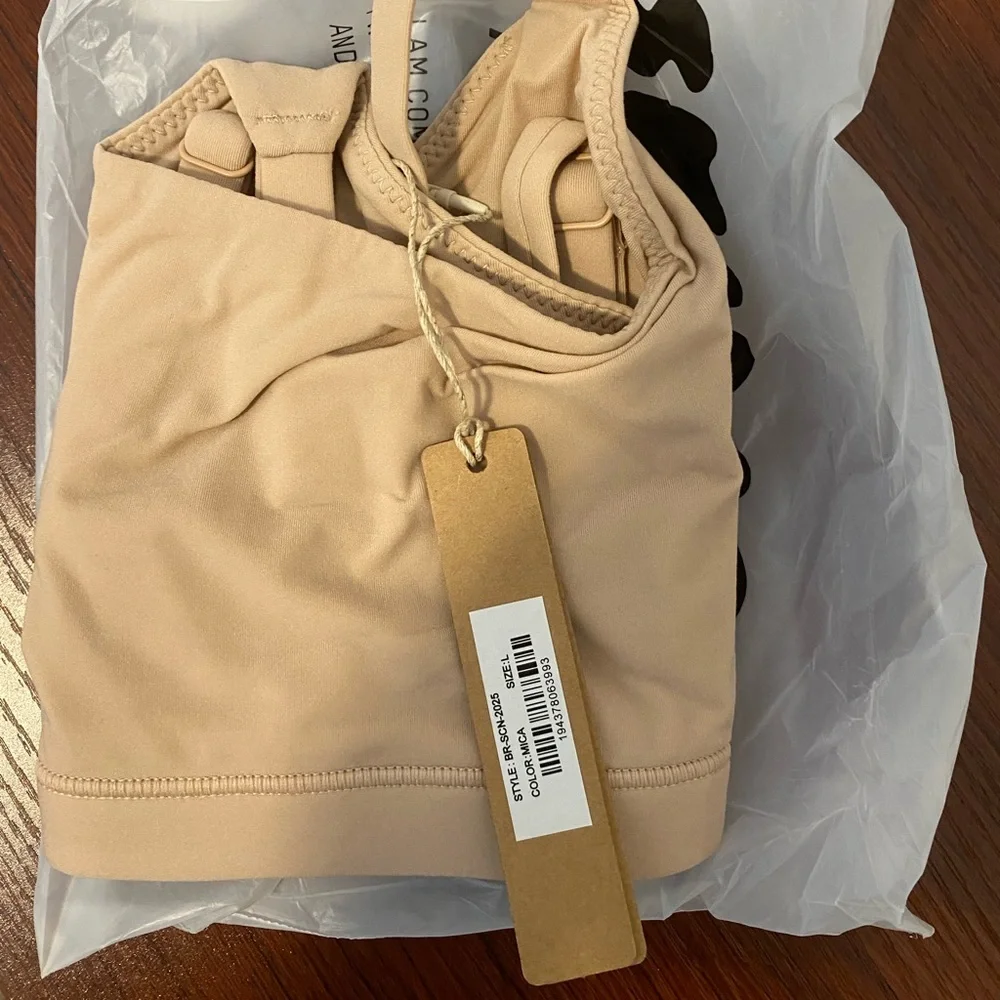 Skims “fits everybody scoop bralette”, NWT, never worn, color: mica - Picture 2 of 3